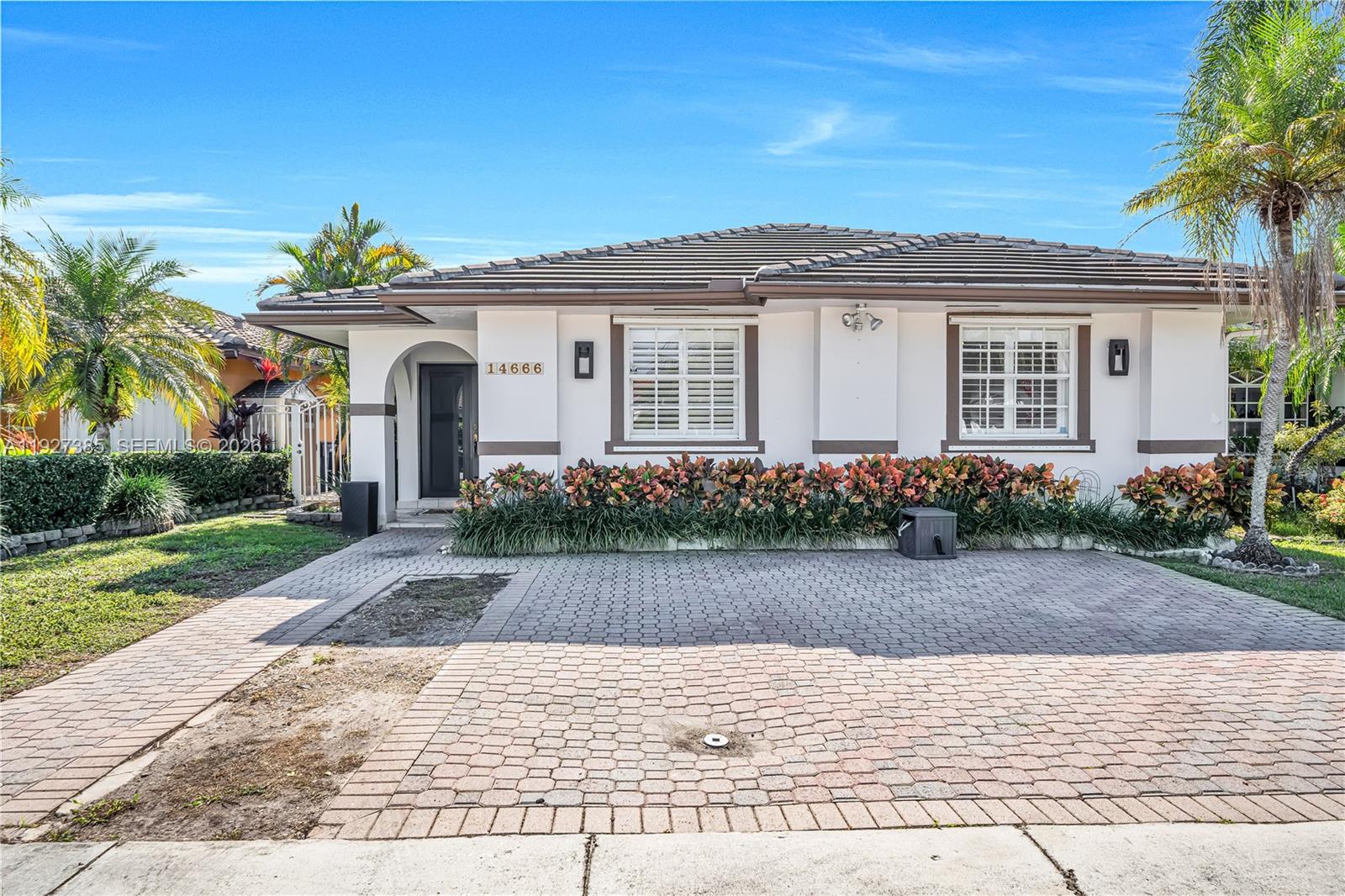 14666 Southwest 113th Street Miami, FL 33186 - Photo 4 of 51