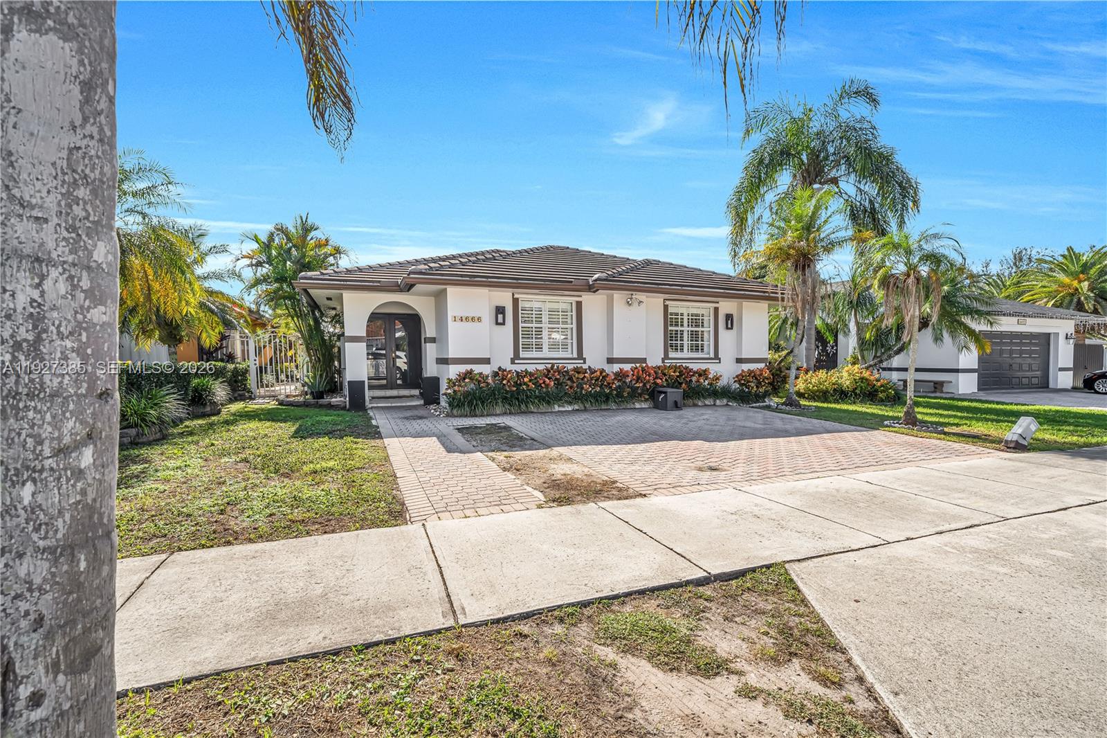 14666 Southwest 113th Street Miami, FL 33186 - Photo 6 of 51