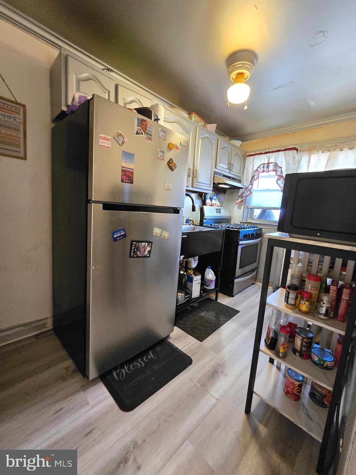 708 South Woodington Road Baltimore, MD 21229 - Photo 8 of 12