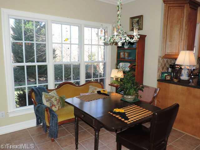 2375 Addison Boulevard High Point, NC 27262 - Photo 7 of 16 Breakfast.