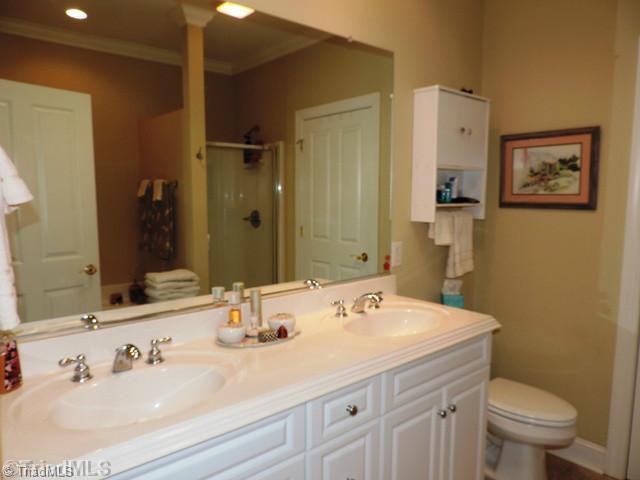 2375 Addison Boulevard High Point, NC 27262 - Photo 10 of 16 Master Bath/Spa.