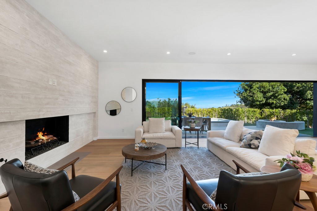 15641 High Knoll Road Encino, CA 91436 - Photo 11 of 72