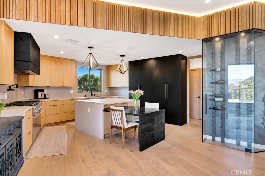 15641 High Knoll Road Encino, CA 91436 - Photo 15 of 72