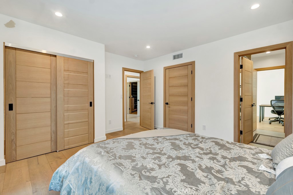 15641 High Knoll Road Encino, CA 91436 - Photo 26 of 72