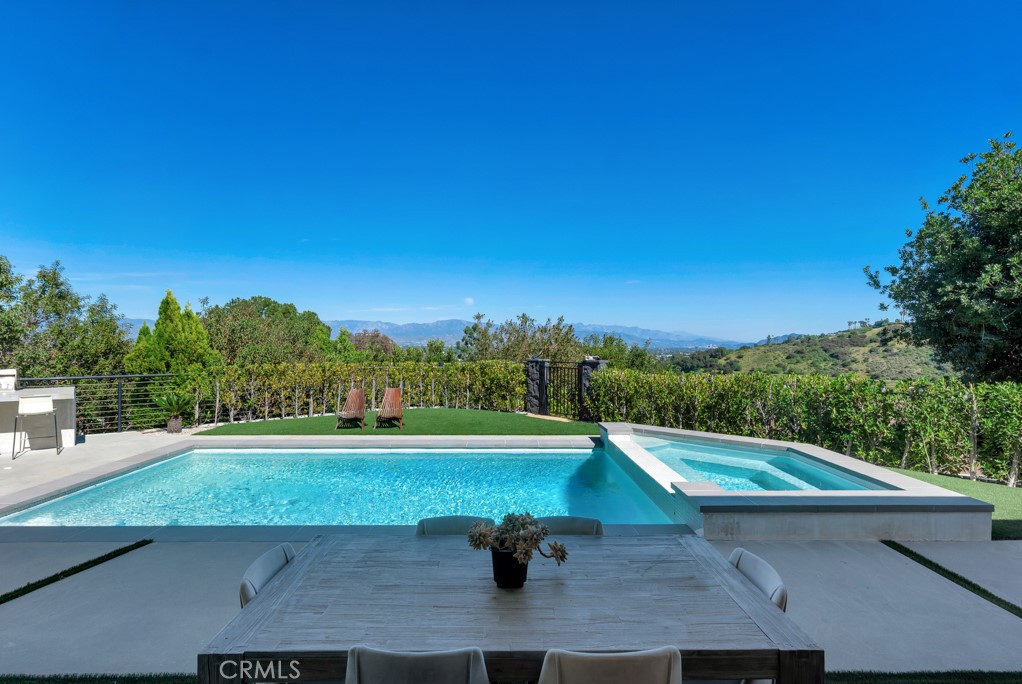 15641 High Knoll Road Encino, CA 91436 - Photo 33 of 72