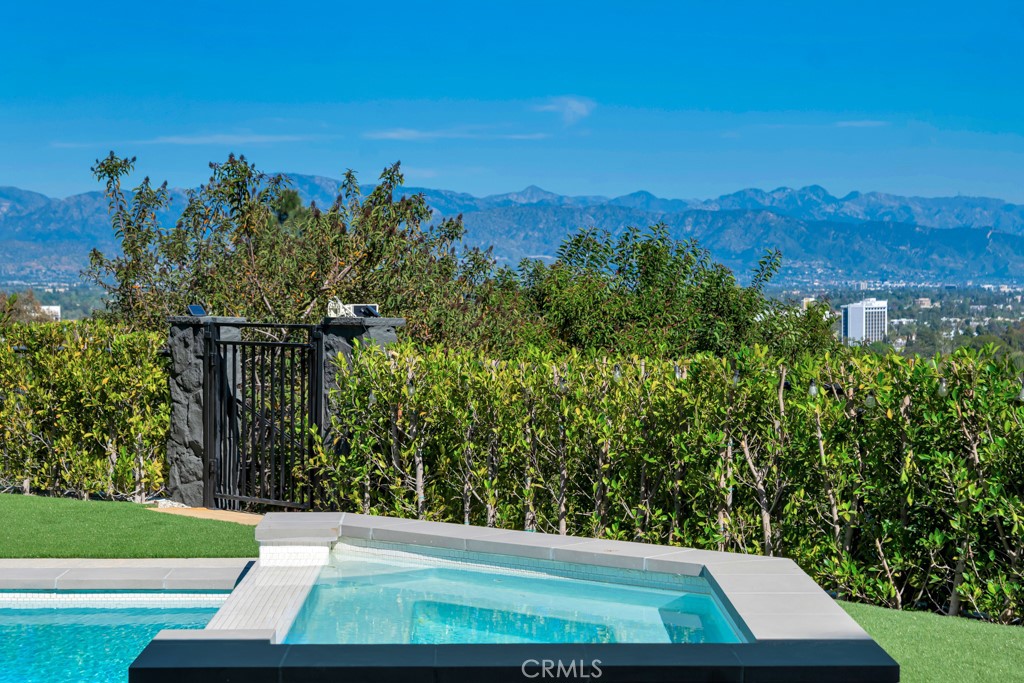 15641 High Knoll Road Encino, CA 91436 - Photo 38 of 72