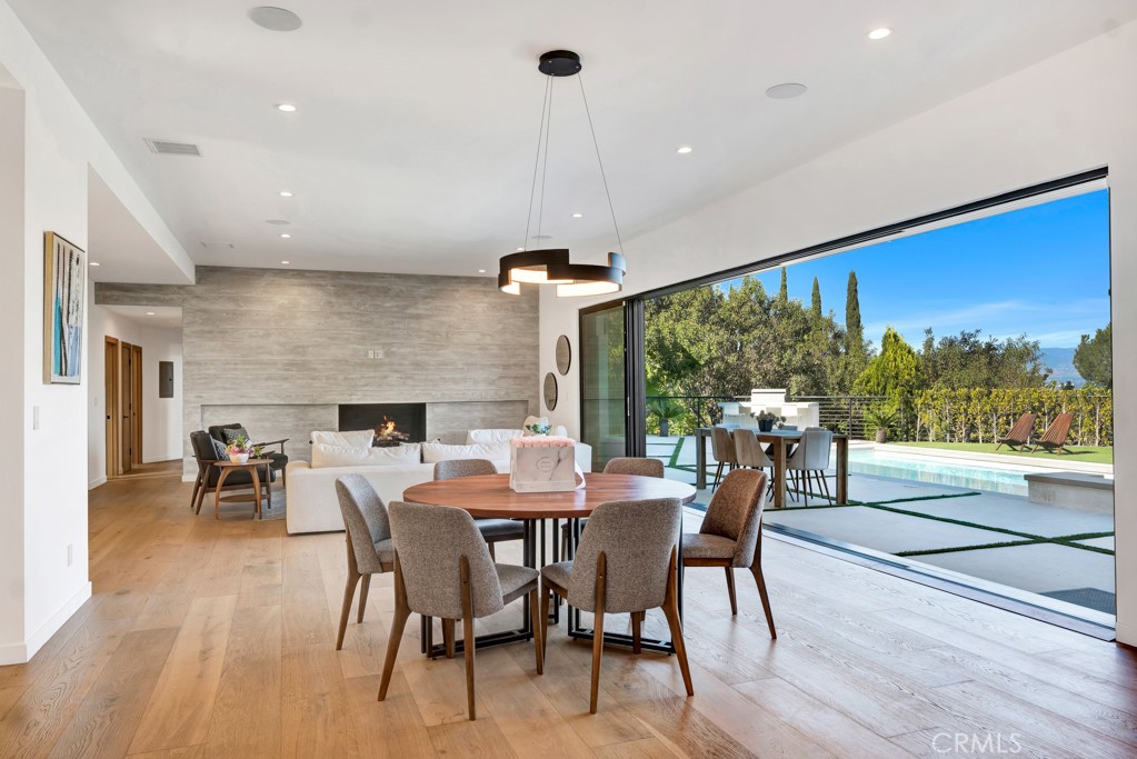 15641 High Knoll Road Encino, CA 91436 - Photo 8 of 72