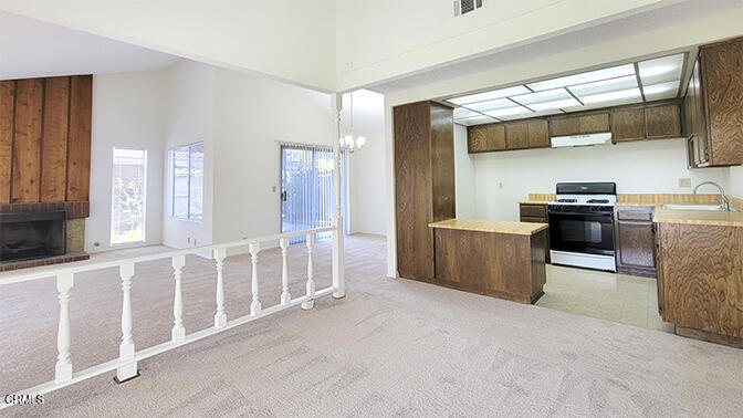 643 Holly Avenue Oxnard, CA 93036 - Photo 5 of 20