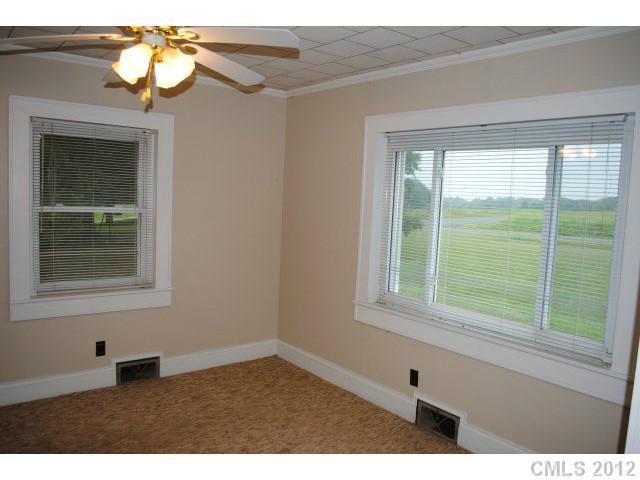4320 Potneck Road Woodleaf, NC 27054 - Photo 5 of 16