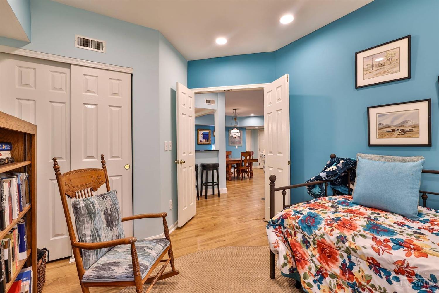 5345 Cooper Road, Unit H Montgomery, OH 45242 - Photo 23 of 32
