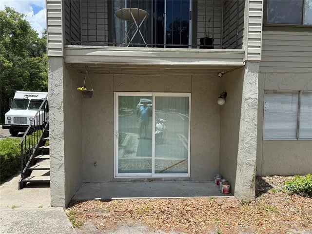 $1,200 | 1035 Southwest 9th Street, Unit 1, Gainesville, FL 32601