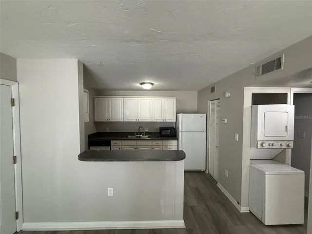 $1,200 | 1035 Southwest 9th Street, Unit 1, Gainesville, FL 32601