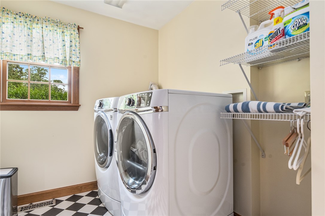 1767 S Road South Kingstown, RI 02881 - Photo 18 of 37