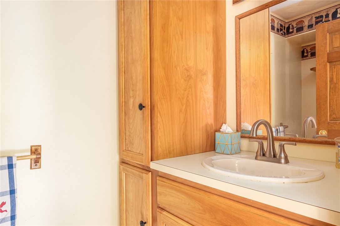 1767 S Road South Kingstown, RI 02881 - Photo 19 of 37