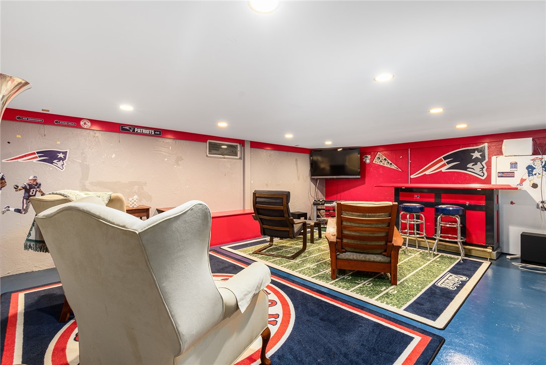 1767 S Road South Kingstown, RI 02881 - Photo 33 of 37