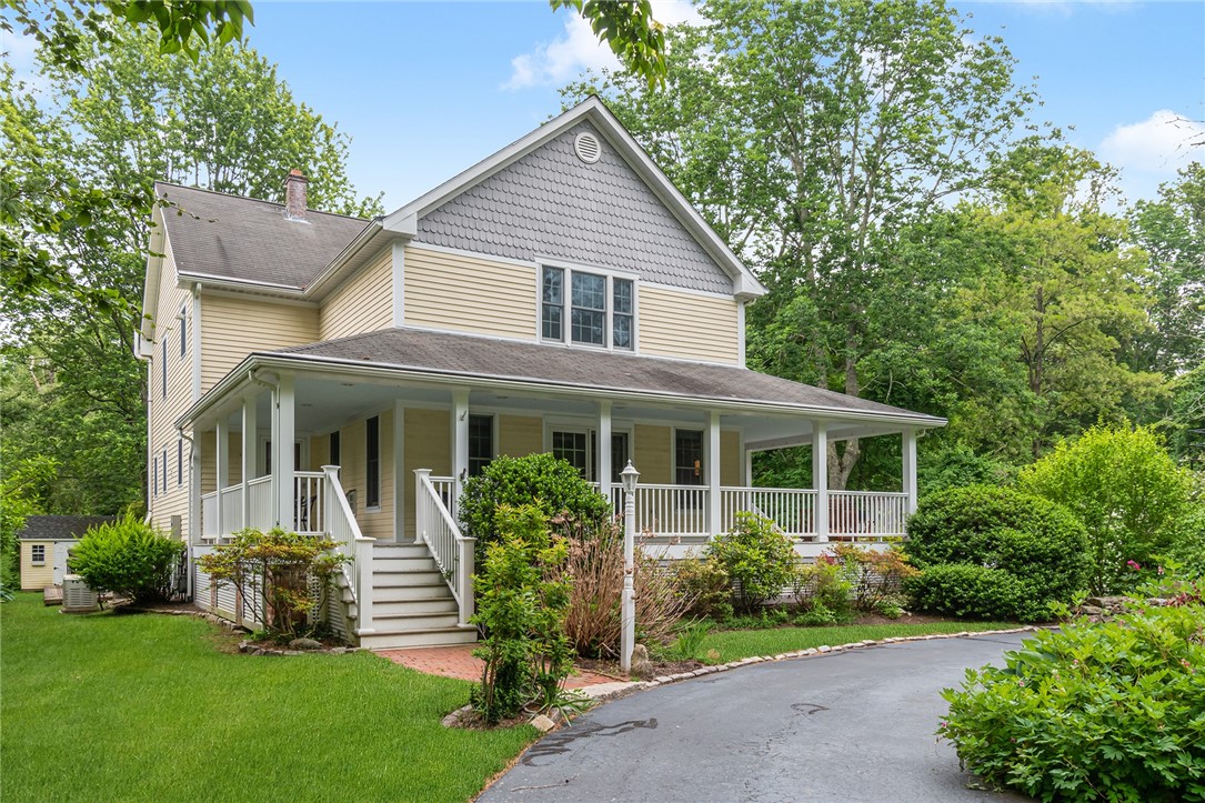 1767 S Road South Kingstown, RI 02881 - Photo 4 of 37