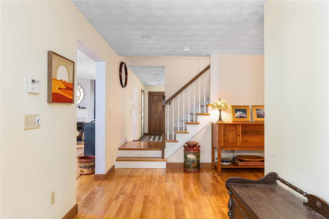 1767 S Road South Kingstown, RI 02881 - Photo 8 of 37