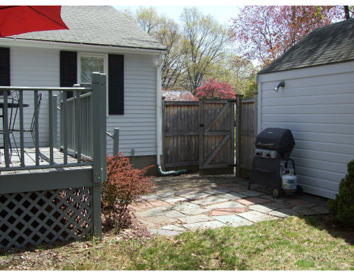 61 Wesley Road Framingham, MA 01701 - Photo 12 of 17 Gallery Image 12