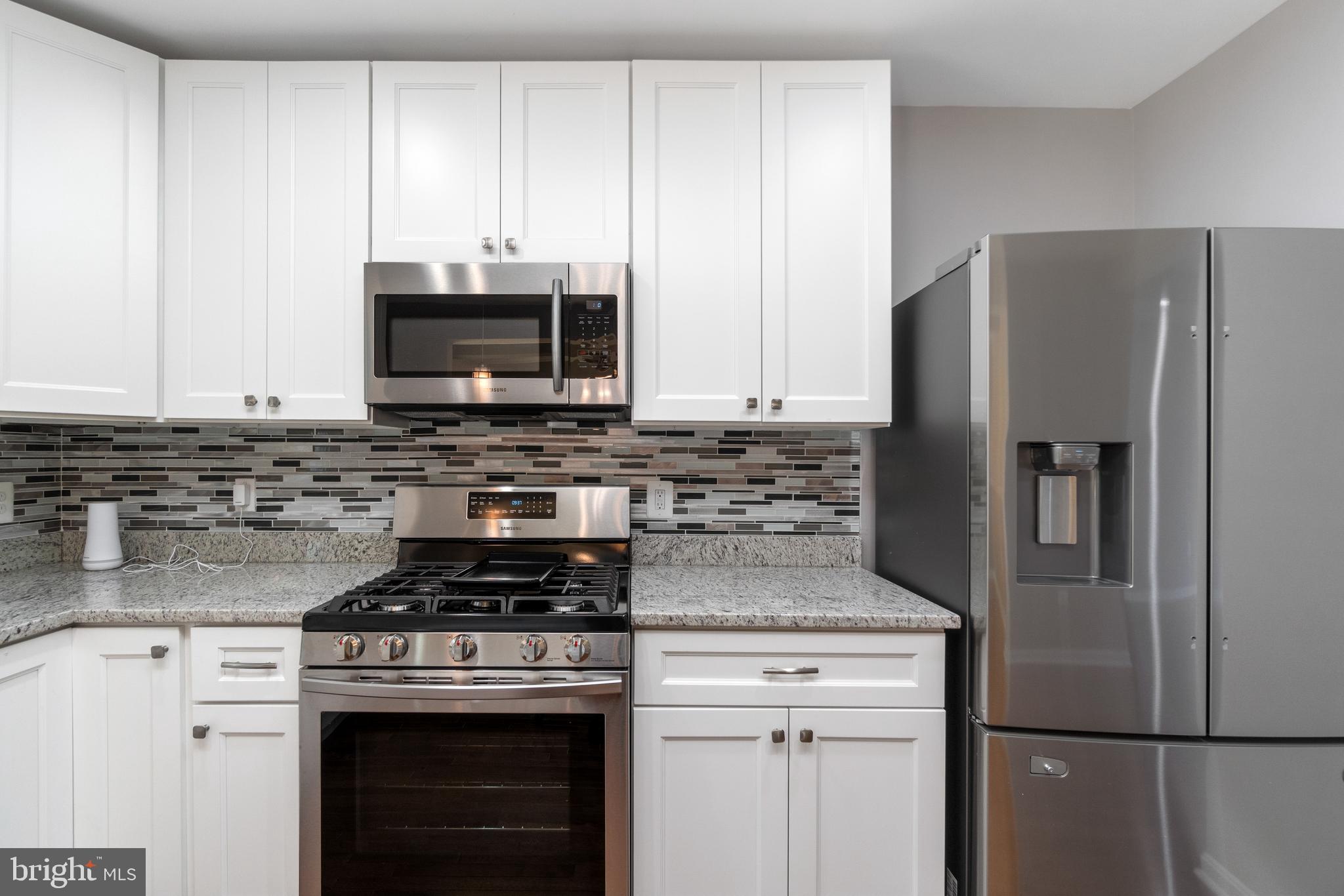 4045 Cedardale Road Baltimore, MD 21215 - Photo 12 of 40 Gallery Image 12