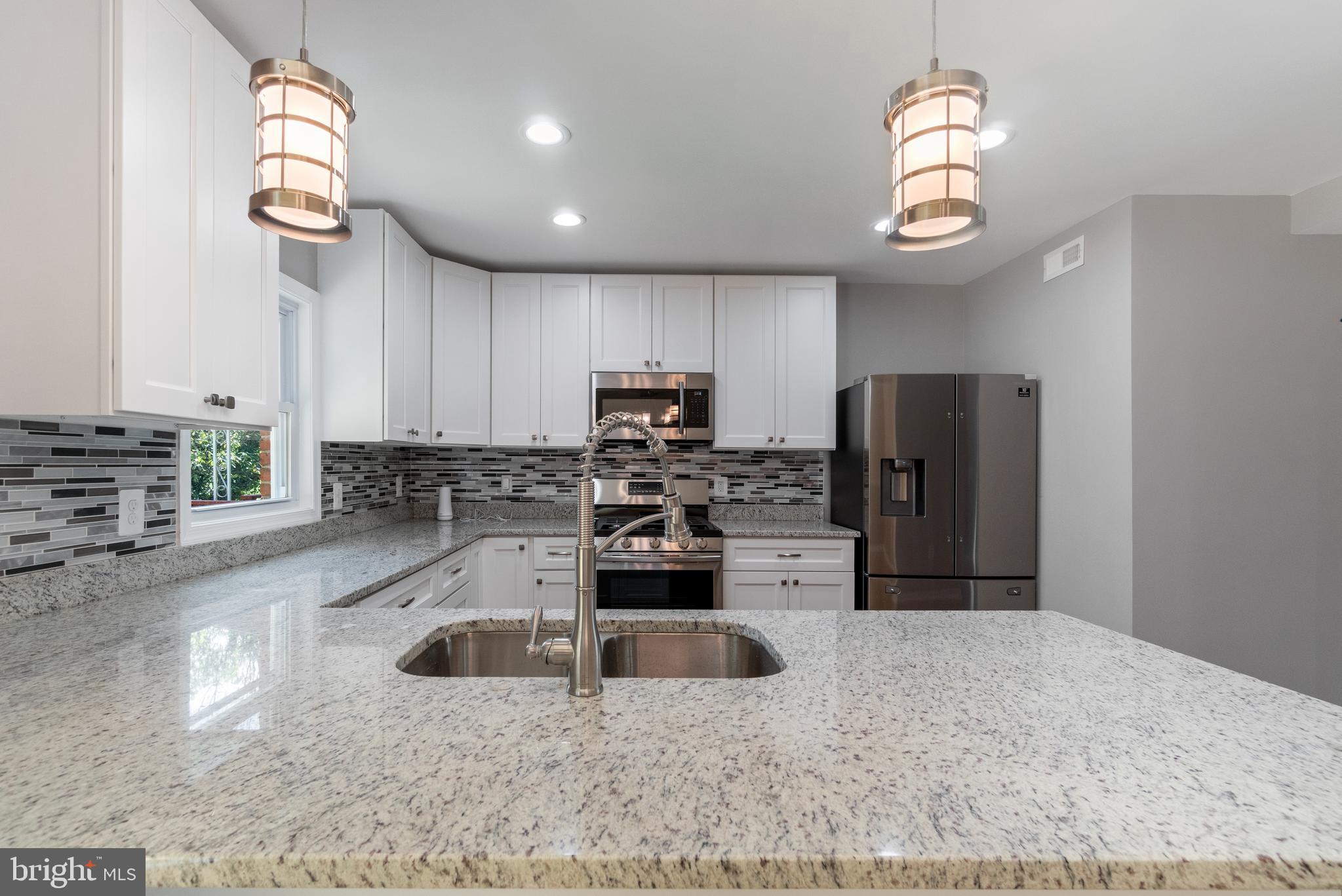 4045 Cedardale Road Baltimore, MD 21215 - Photo 15 of 40 Gallery Image 15