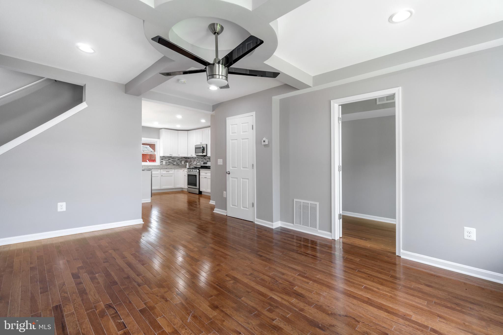 4045 Cedardale Road Baltimore, MD 21215 - Photo 3 of 40 Gallery Image 3