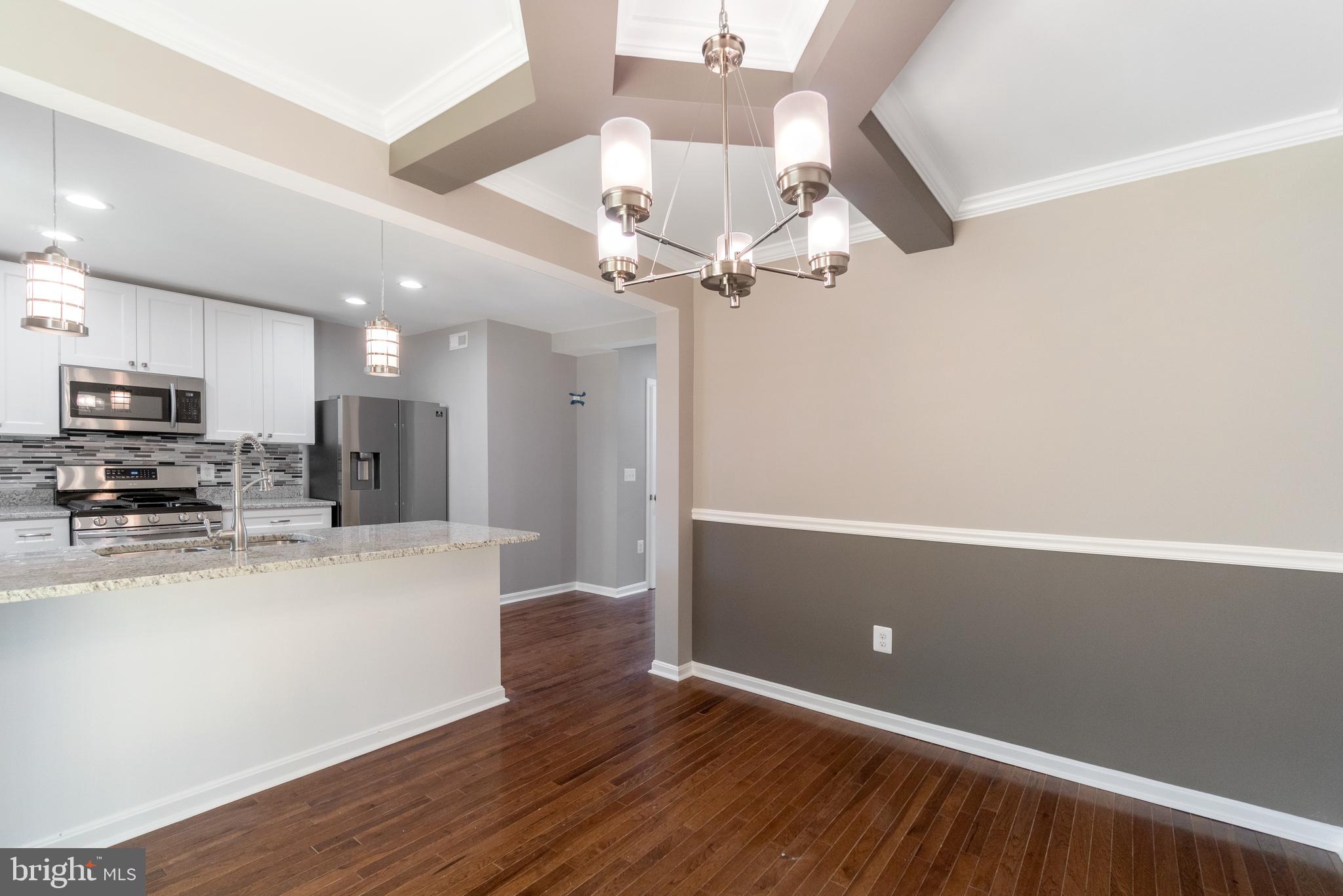 4045 Cedardale Road Baltimore, MD 21215 - Photo 6 of 40 Gallery Image 6