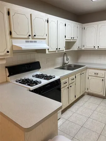 $1,450 | 5530 80th Street North, Unit C204, St. Petersburg, FL 33709