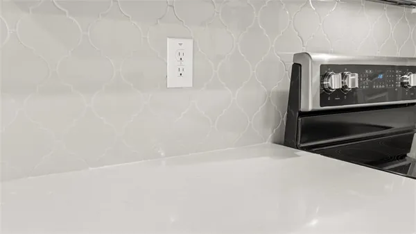 a view of a storage & utility room with washer and dryer