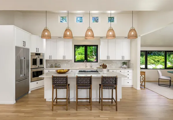 $6,595,000 | 2135 Veloz Drive, Montecito, CA 93108