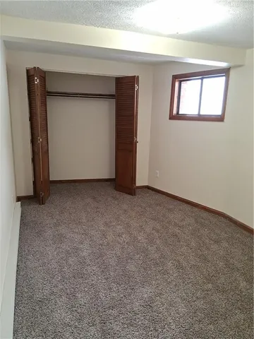 $136,900 | 418 Vance Drive, Burgettstown, PA 15021