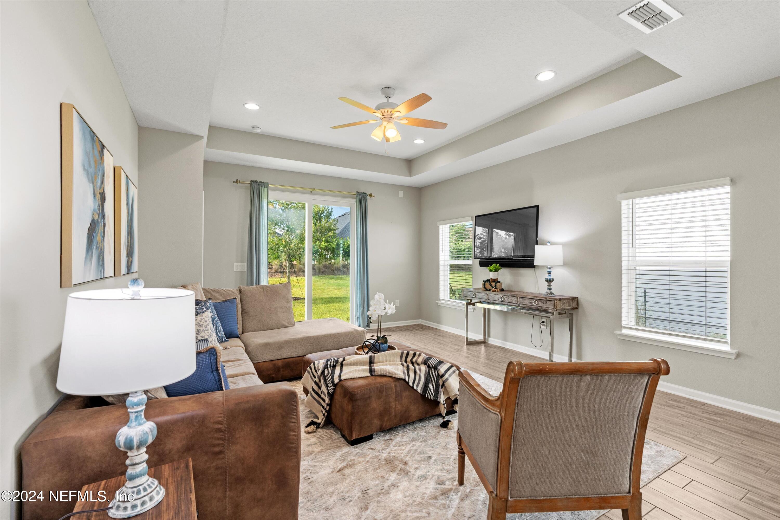 152 Windermere Way St. Augustine, FL 32095 - Photo 12 of 47 15-Living Room
