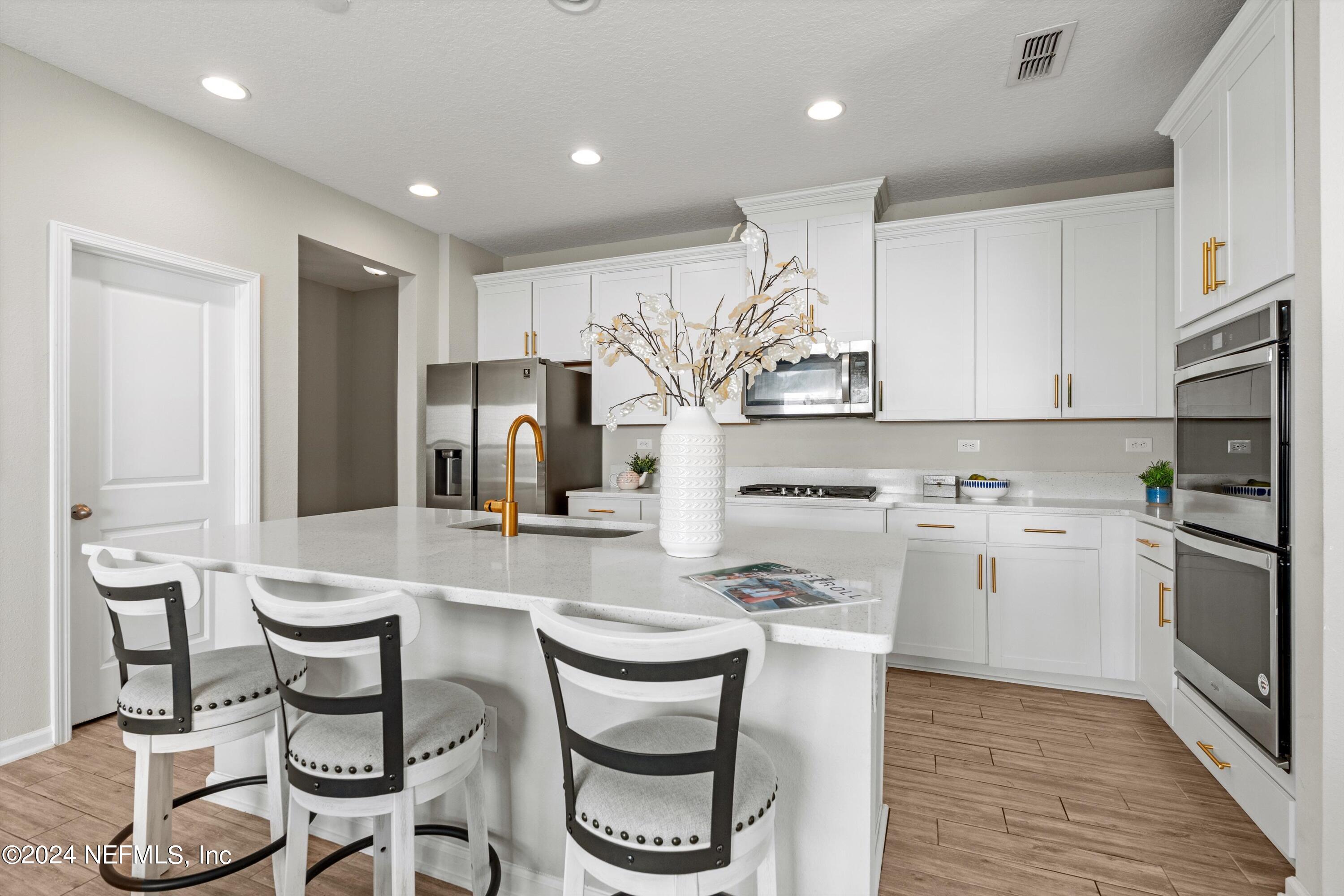 152 Windermere Way St. Augustine, FL 32095 - Photo 8 of 47 10-Breakfast Bar