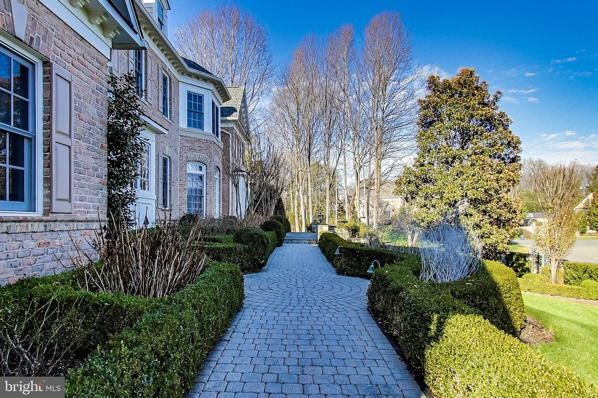 8893 Windy Ridge Way McLean, VA 22102 - Photo 12 of 52 Exterior