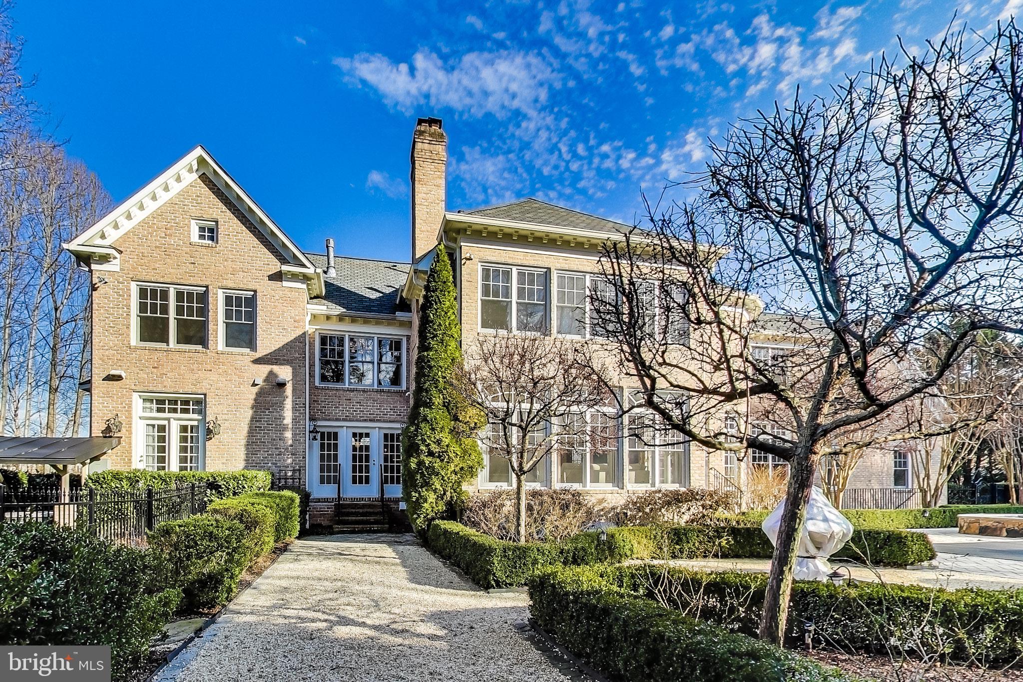 8893 Windy Ridge Way McLean, VA 22102 - Photo 3 of 52 Front Exterior