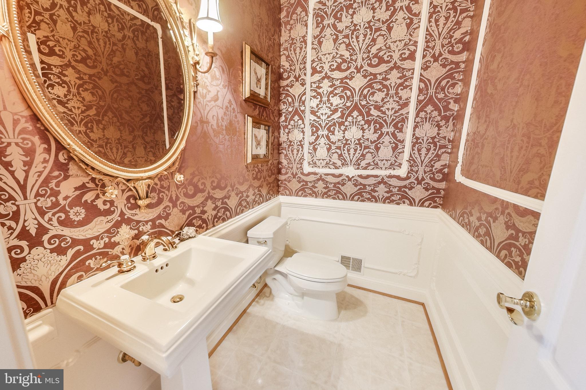 8893 Windy Ridge Way McLean, VA 22102 - Photo 29 of 52 Formal Powder Room