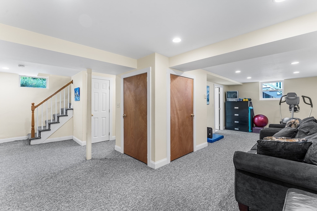 154 Cherry Street Newton, MA 02465 - Photo 24 of 36
