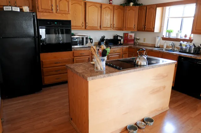 $2,100 | 3105 Red Fox Lane, Long Pond, PA 18334