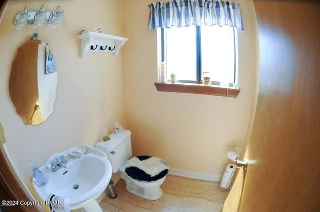 $2,100 | 3105 Red Fox Lane, Long Pond, PA 18334