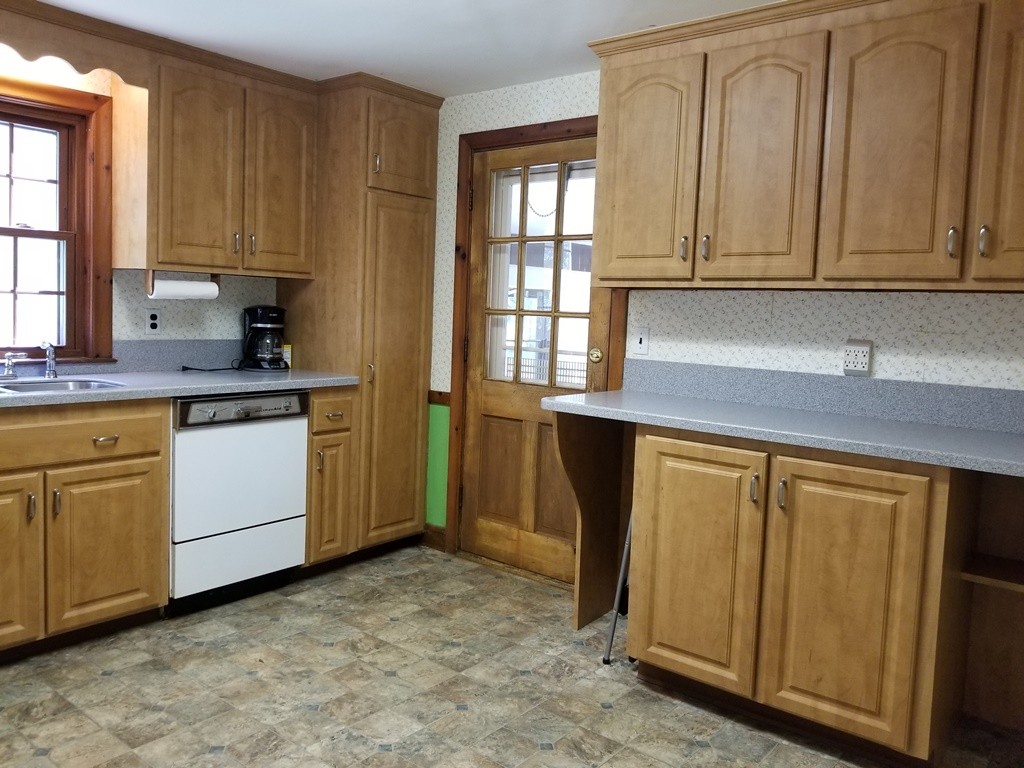 14 Long Hill Road Ashland, MA 01721 - Photo 10 of 20 Gallery Image 10