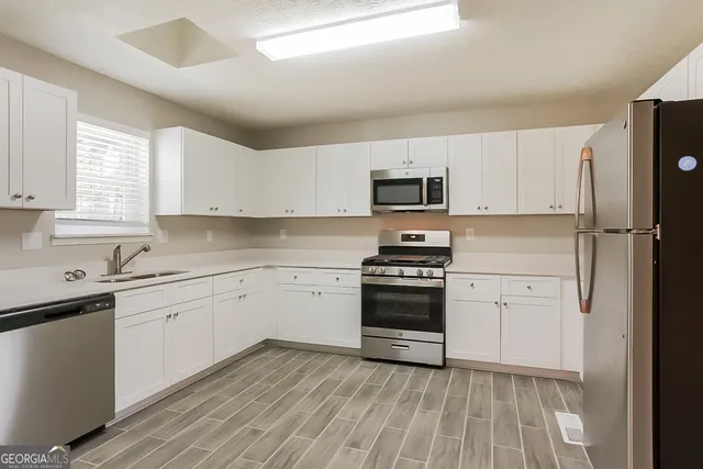 $1,945 | 1884 David Drive, Douglasville, GA 30135