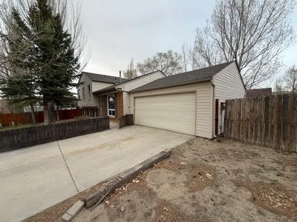 $335,000 | 1010 Elk Mountain Drive, Green River, WY 82935