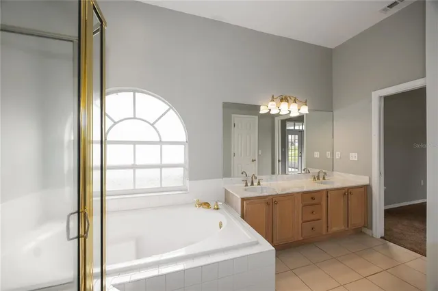 $2,600 | 2339 Miles Court, Lakeland, FL 33812