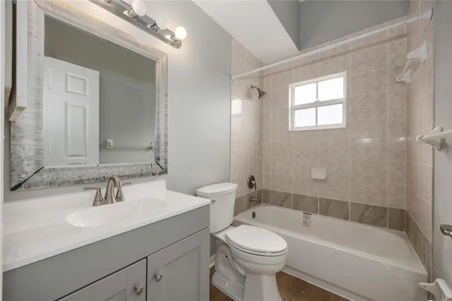 $2,600 | 2339 Miles Court, Lakeland, FL 33812