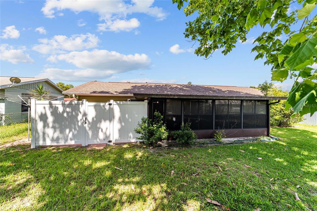 15083 Southwest 43rd Terrace Road Ocala, FL 34473 - Photo 31 of 33