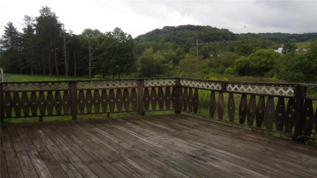 481 Acosta Road Acosta, PA 15520 - Photo 2 of 11 Gallery Image 2