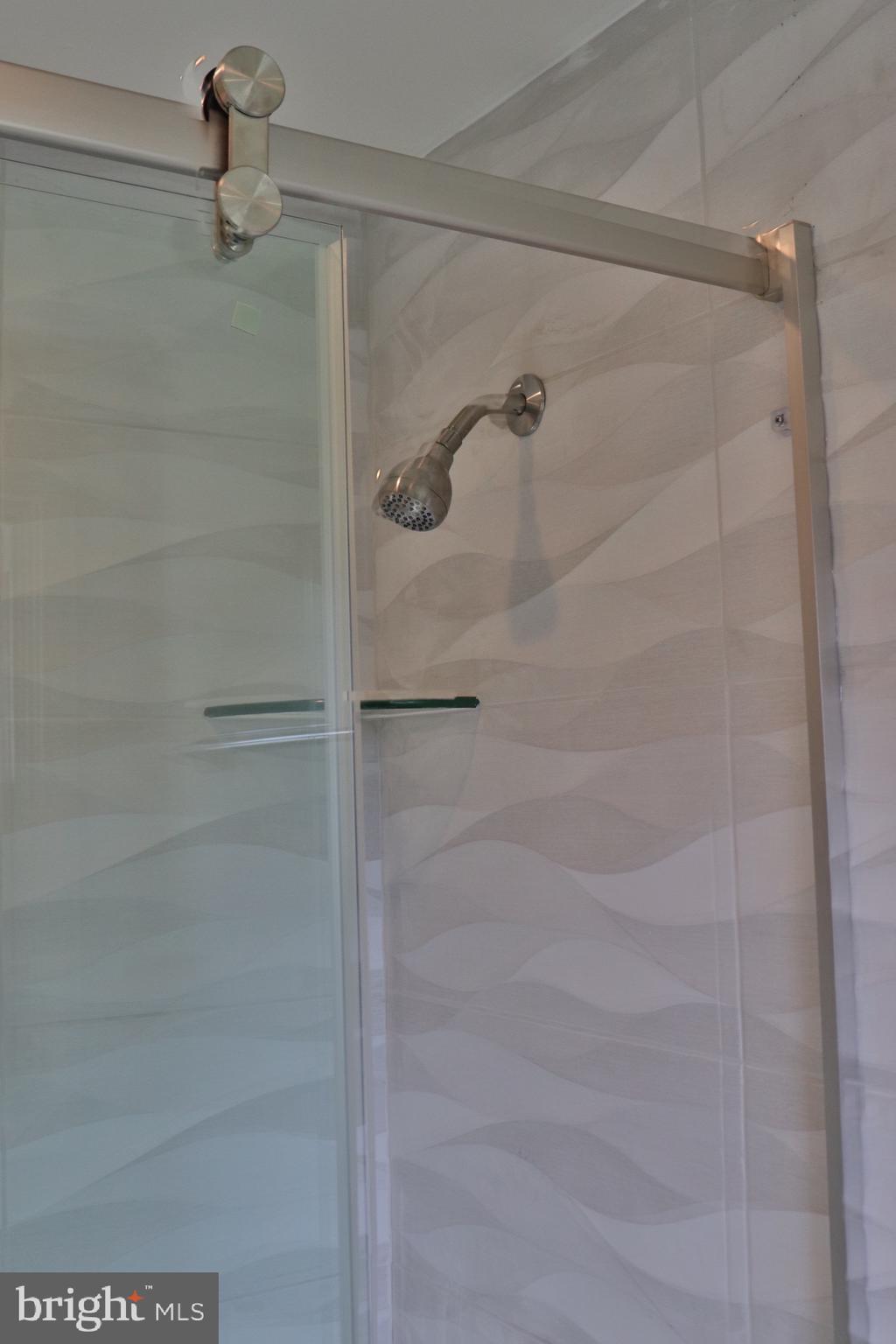 9 Crescent Road Willingboro, NJ 08046 - Photo 16 of 19 Master bathroom