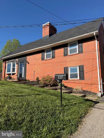 $580,000 | 827 University Boulevard West, Silver Spring, MD 20901