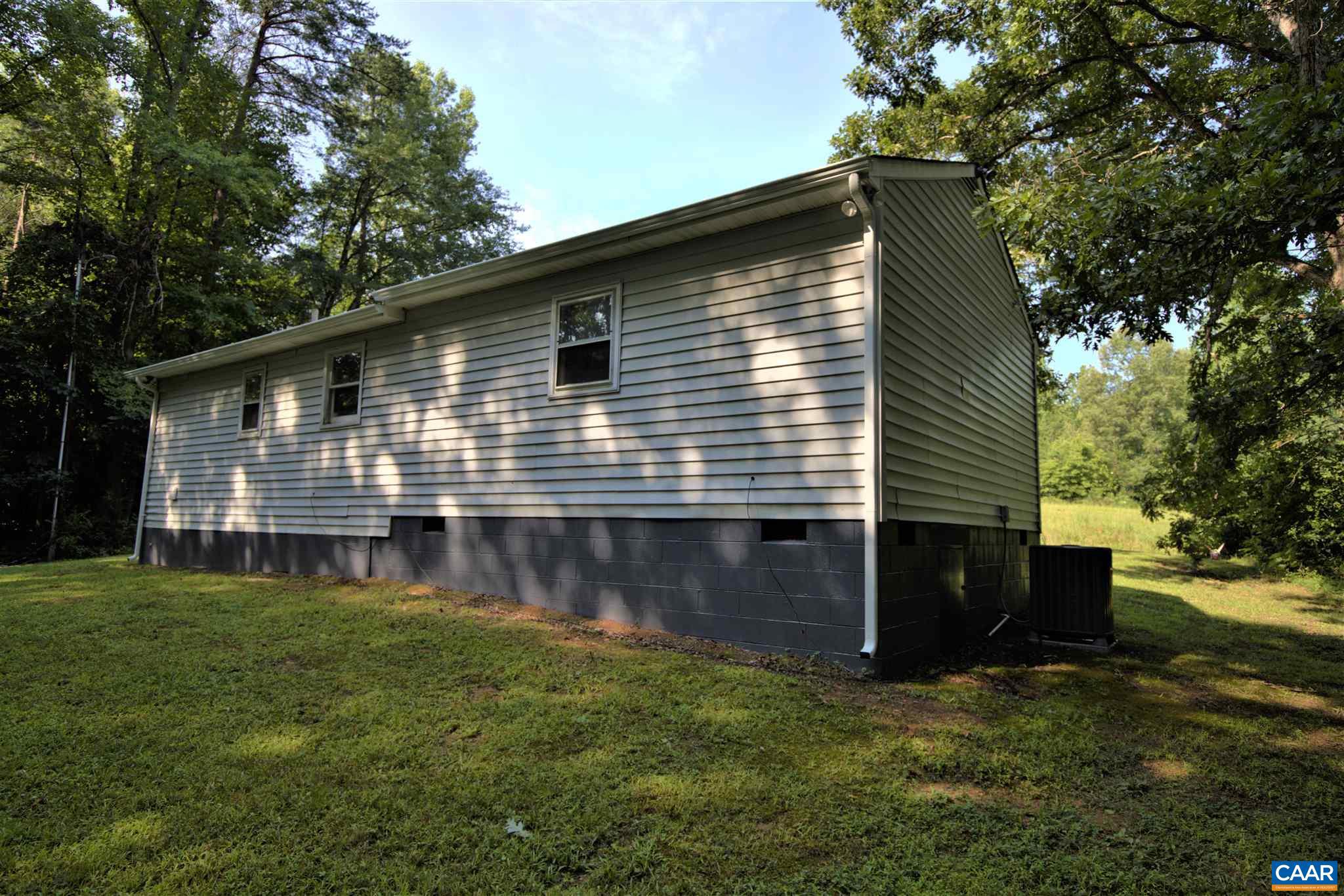 2290 Buckner Road Bumpass, VA 23024 - Photo 5 of 33