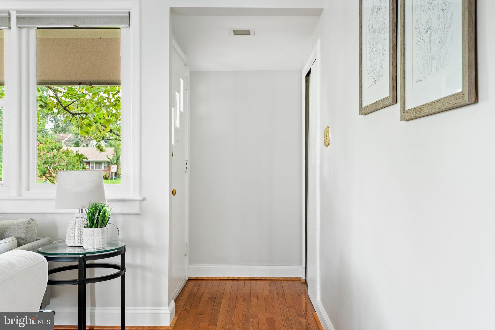1110 Osage Street Silver Spring, MD 20903 - Photo 4 of 36 Gallery Image 4