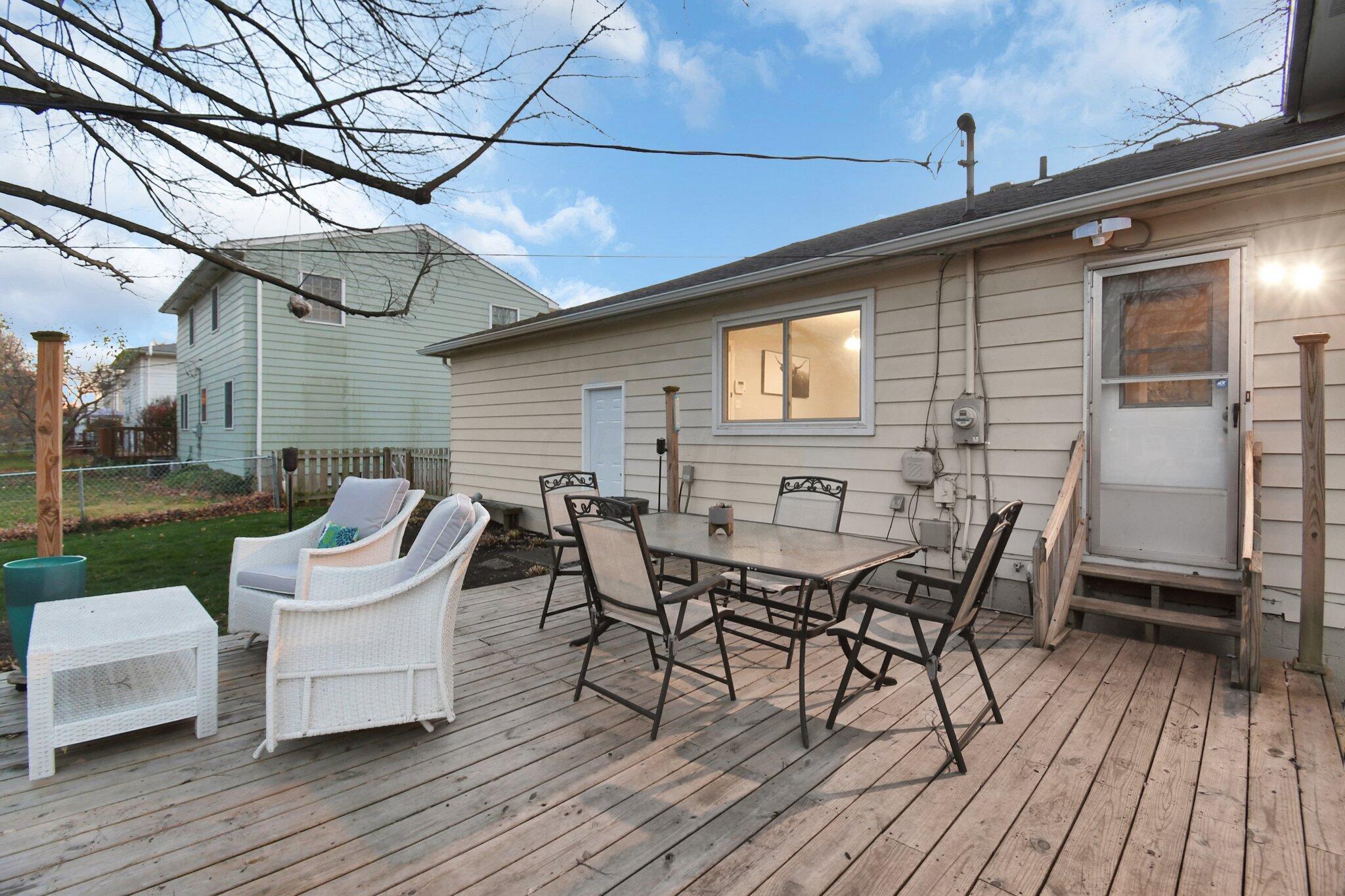 5672 Linworth Road Columbus, OH 43235 - Photo 30 of 33 31-web-or-mls-5672-linworth-rd